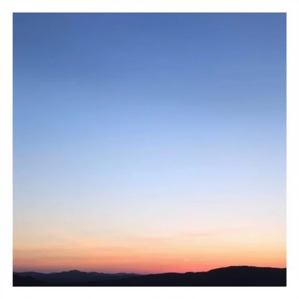 Langit indah dengan matahari terbit at dawn