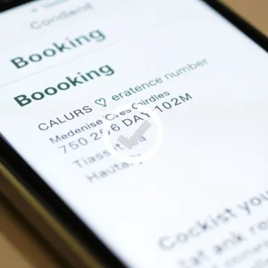 فهم واستخدام عبارة الاسم 'a booking confirmation' في الإنجليزية
