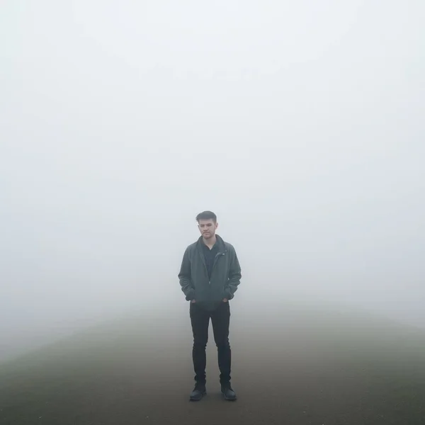 Das Gefühl, in limbo zu sein, visualisieren